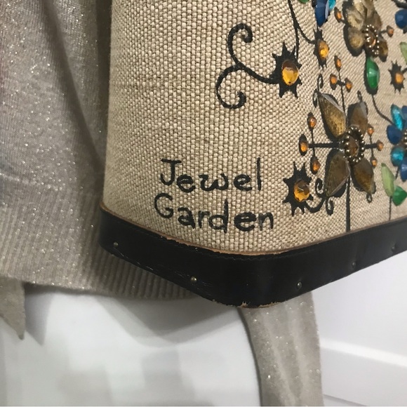SOLD - Vintage 1960s Signed Enid Collins Canvas Bucket Bag | Jewel Garden - Picture 7 of 9
